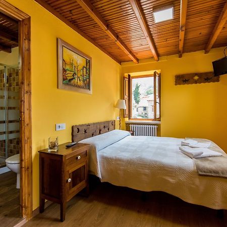 Hostal Pena Santa Soto  Extérieur photo