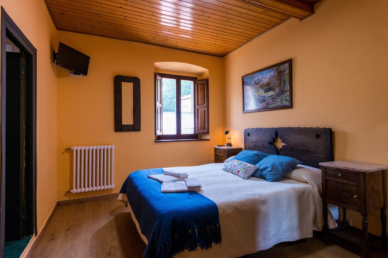 Hostal Pena Santa Soto  Extérieur photo