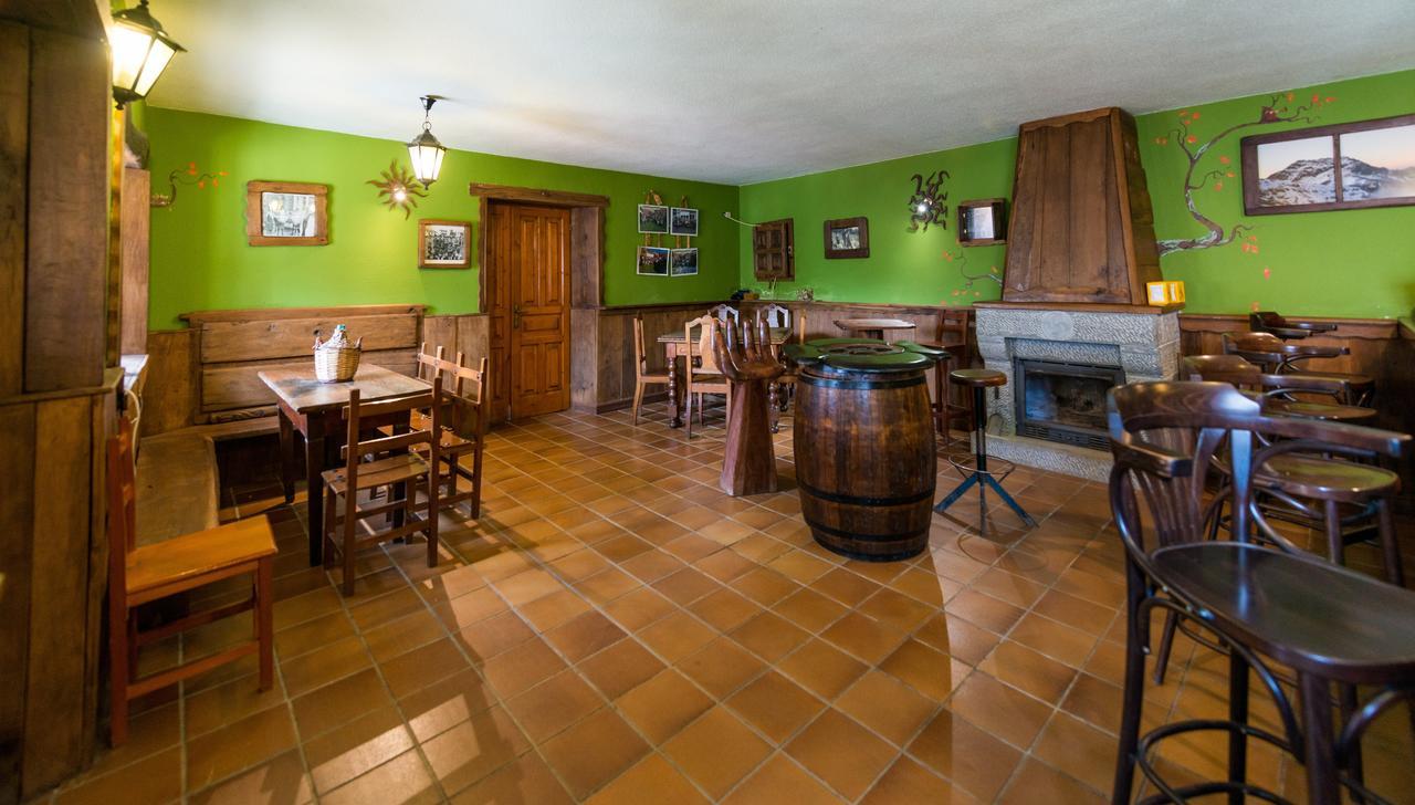 Hostal Pena Santa Soto  Extérieur photo