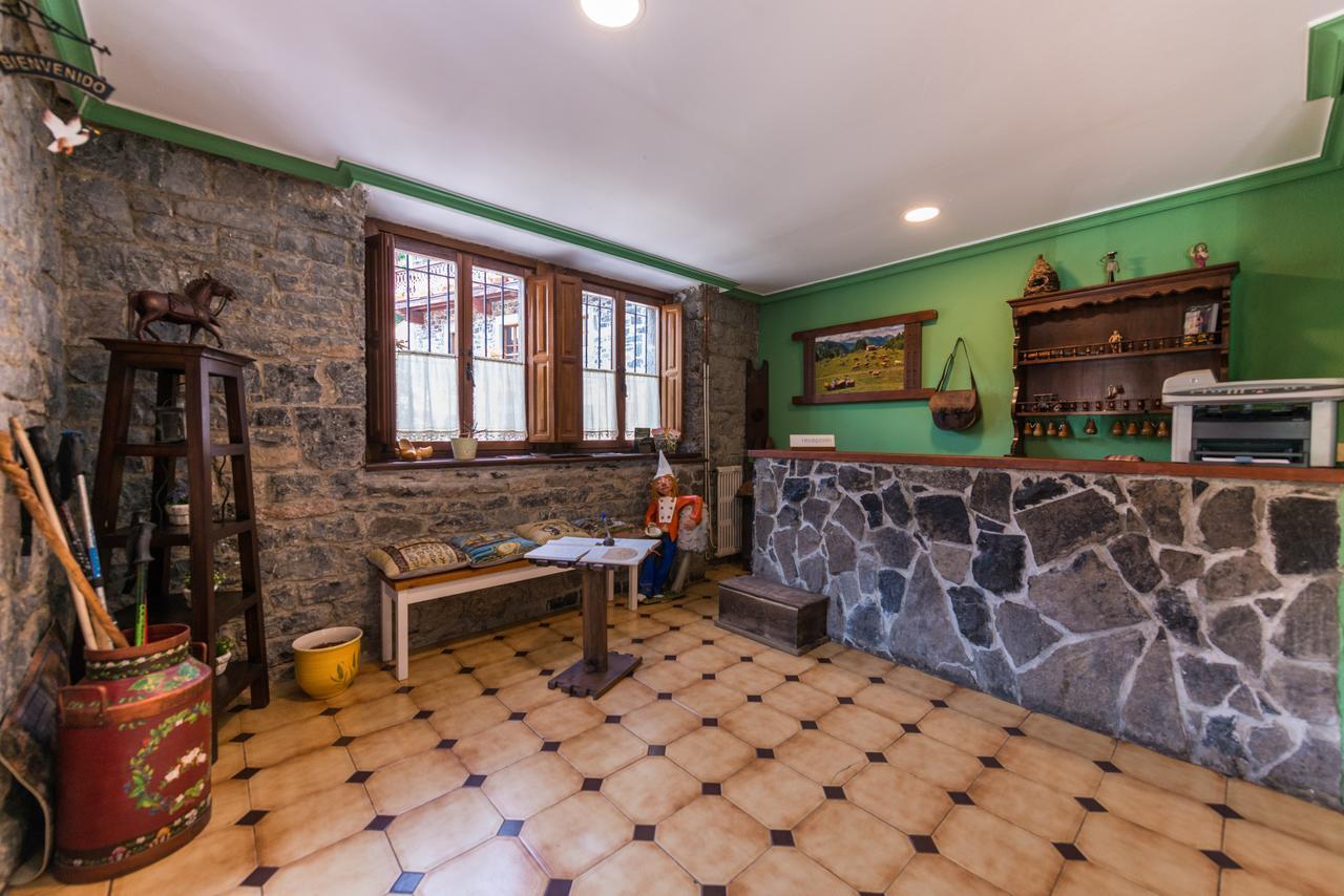 Hostal Pena Santa Soto  Extérieur photo